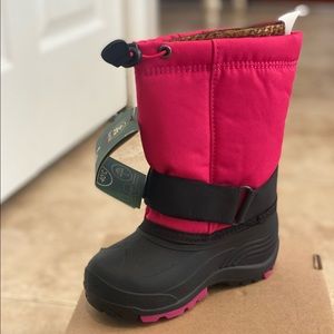 Toddler girls snow boots brand new